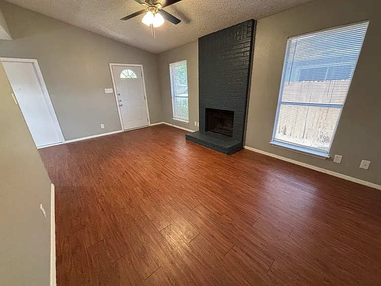 7214 Lilac Ln #B — Photo 4