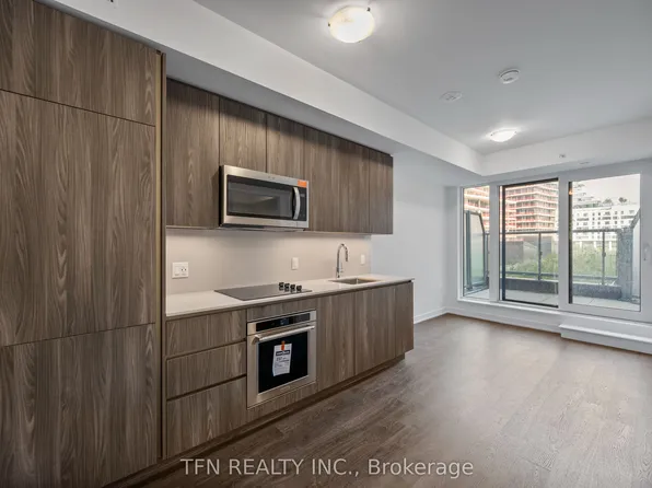 15 Richardson St #314, Toronto, ON M5A 4J9