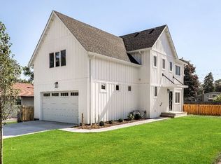 331 Oak Ave, Wood Dale, IL