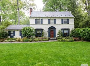 113 Dartmouth Rd, Manhasset, NY 11030