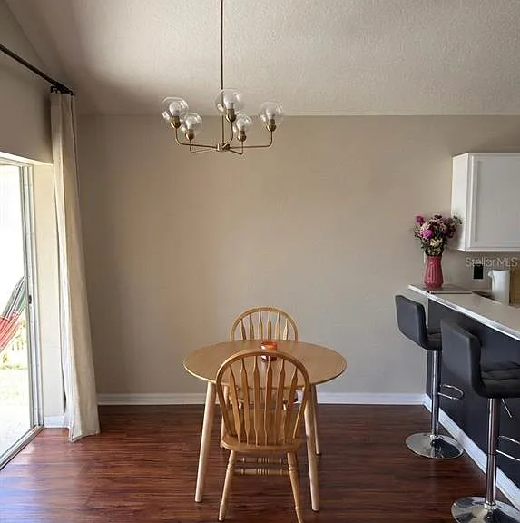 8103 Tar Hollow Dr — Photo 7