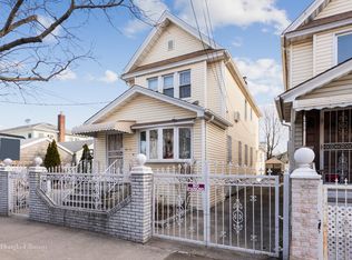 9515 113th St, South Richmond Hill, NY 11419