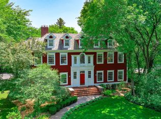 2 W Pleasant Lake Rd, North Oaks, MN 55127