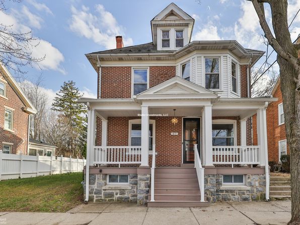 67 W Laurel St