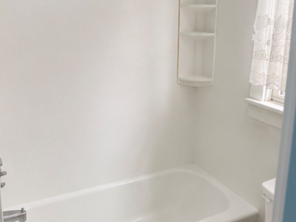 2nd image of 47 Easton St