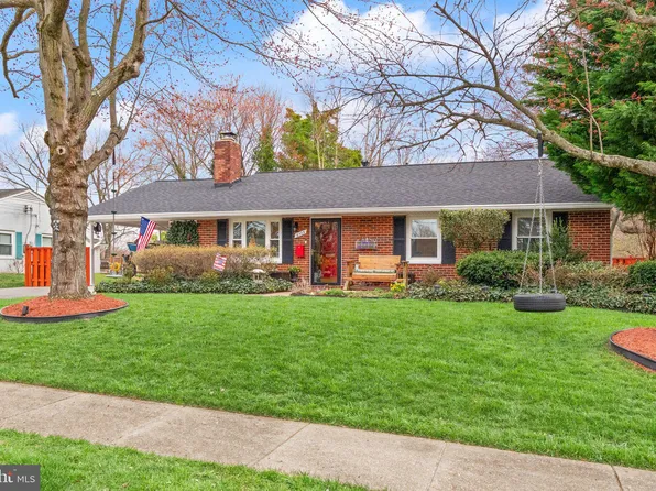 6115 Everglades Dr, Alexandria, VA 22312