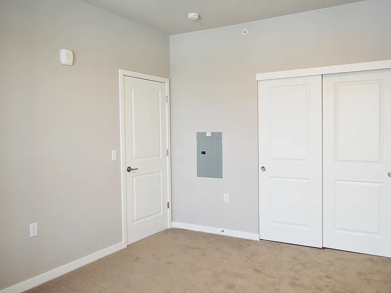 Mammoth Springs Apartments & Townhomes — Photo 77