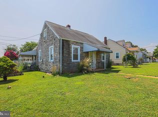 26 Crafton Rd, Essex, MD 21221