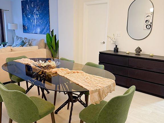 4th image of 300 Bayview Dr APT 2114