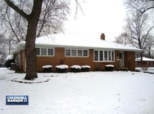 1825 Oakland Ave, Crest Hill, IL 60403