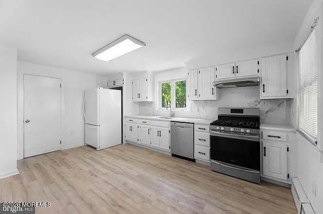 245 Paxson Ave — Photo 16