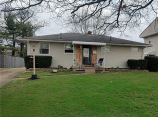 3605 Birchdale Rd NW, Canton, OH 44708
