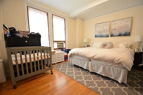 Rented by Keller Williams NYC | media 32