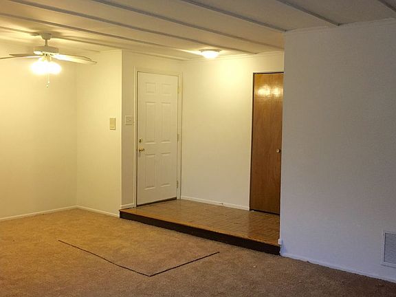3rd image of 6742 181st St