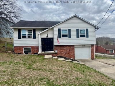 5010 Shannon Dr, Cross Lanes, WV, 25313
