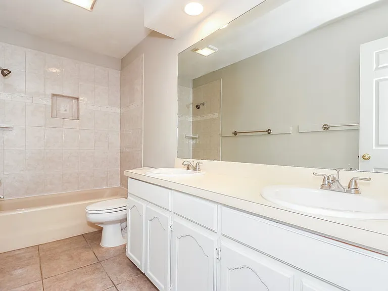 3816 Ashley Ln — Photo 12