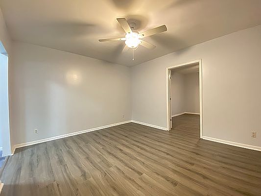 5th image of 1914 22nd Dr APT 1