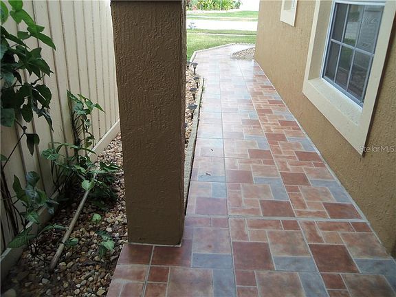 5th image of 2722 Emerson Ln