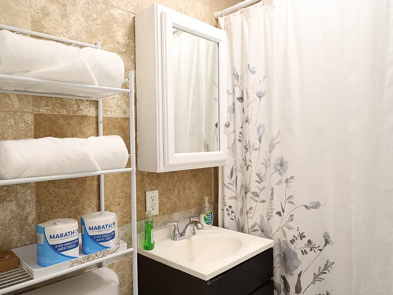 118 Corbin Ave #105 — Photo 7