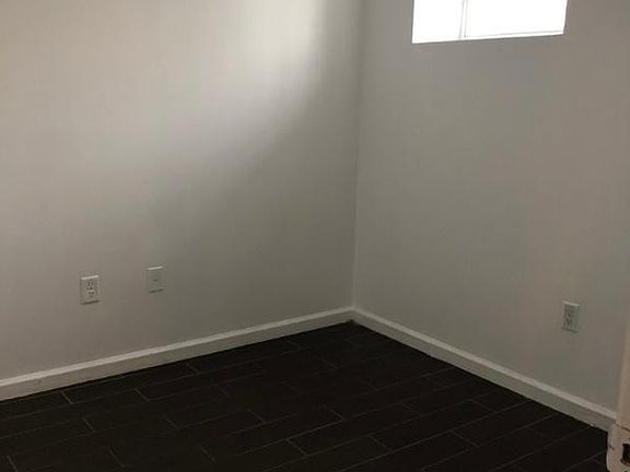 2nd image of 981 18th Ave #1