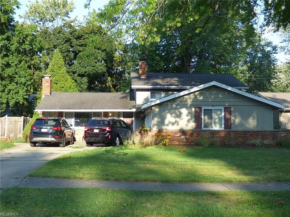 1st image of 4841 W 229th St