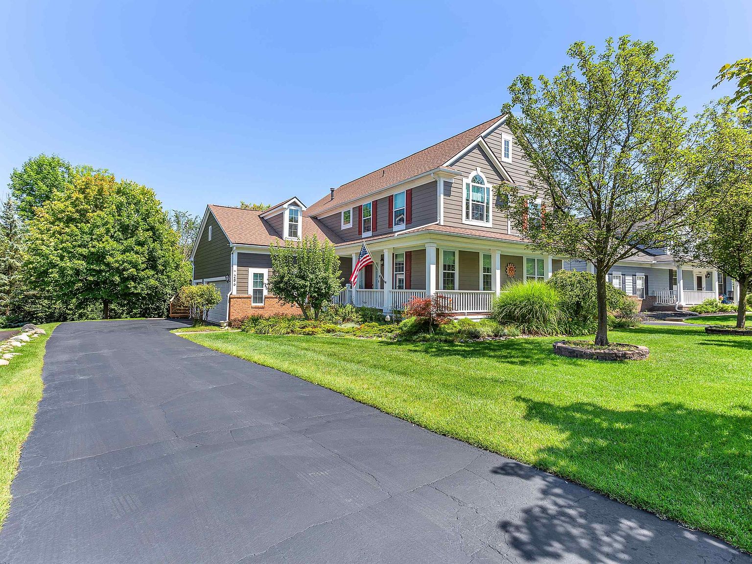 7286 N Village Dr, Clarkston, MI 48346 MLS 50119164 Zillow