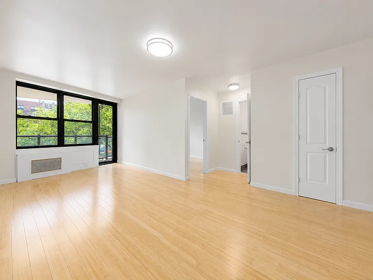 483 Ocean Pkwy #5C — Photo 4