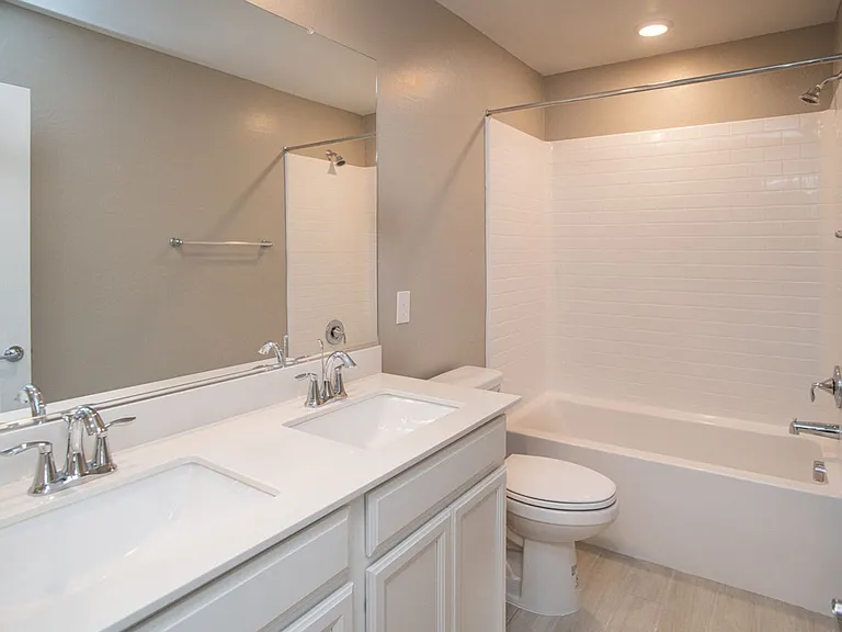 9 Alamere Falls Dr — Photo 24