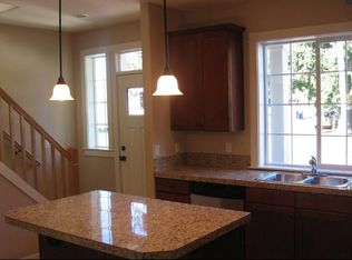 846 NE 3rd St, Gresham, OR 97030