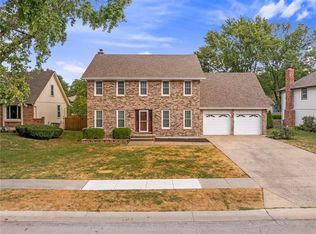 2126 E 152nd Ter, Olathe, KS 66062