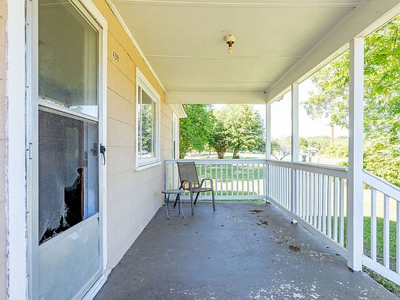 5th image of 499 Island Creek Rd