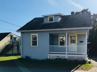 315 Sutton Ave, East Providence, RI 02914