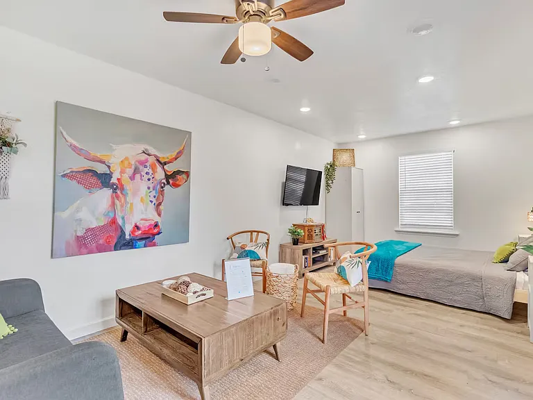 1407 Leal St #3 — Photo 10