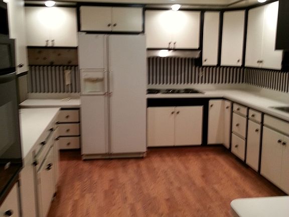 4th image of 1220 Sherwood Ave