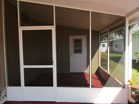 Screened lanai