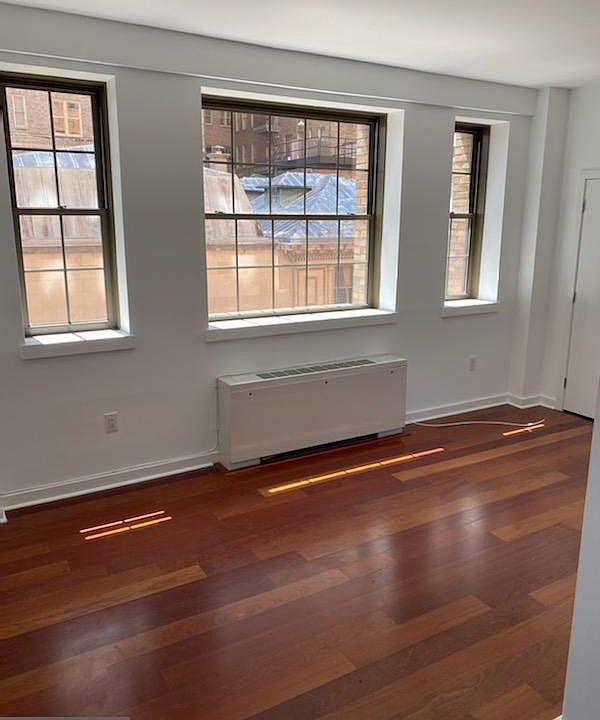 1st image of 219-29 S 18th St #411B