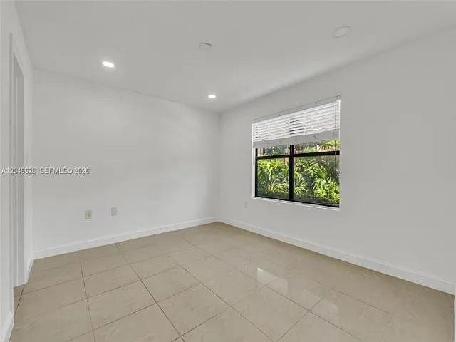 15560 SW 104th Ter #6112 — Photo 9