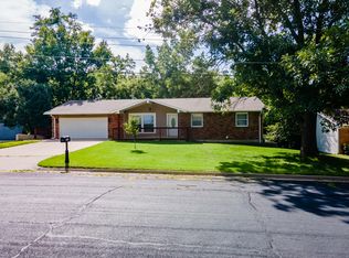 2303 Bear Creek Dr, Columbia, MO 65202