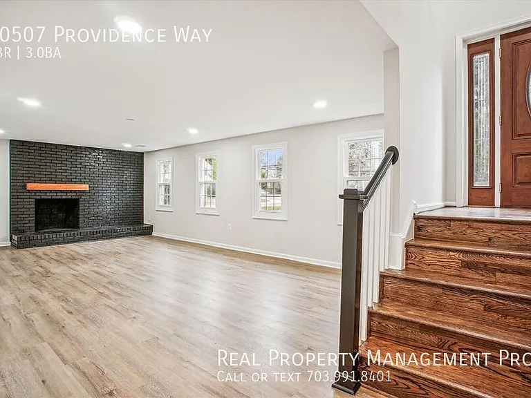 10507 Providence Way — Photo 23