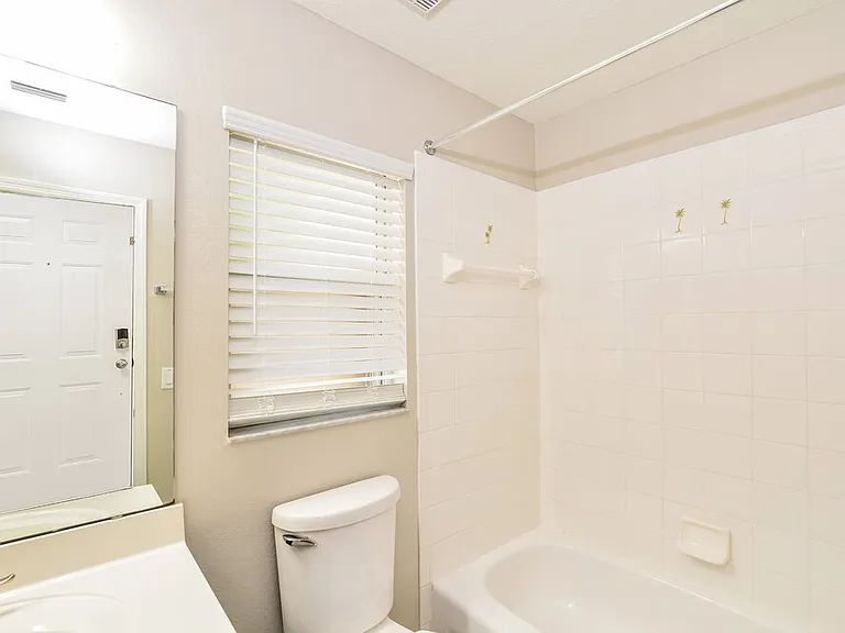 909 Vassar Dr — Photo 14