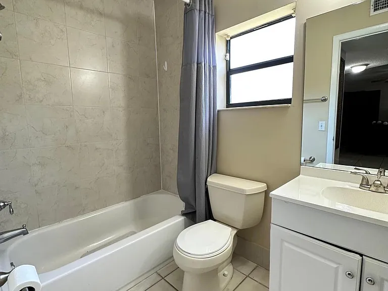 4509 Carambola Cir S #4509 — Photo 32
