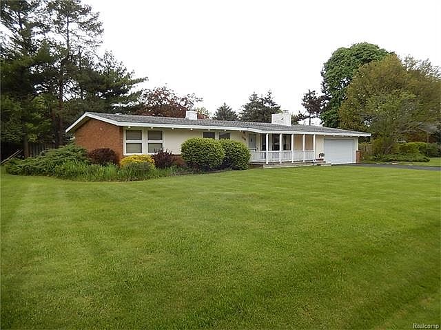 1st image of 2748 Saint Joseph St