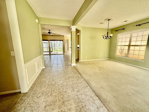 3rd image of 39 Tallow Dr
