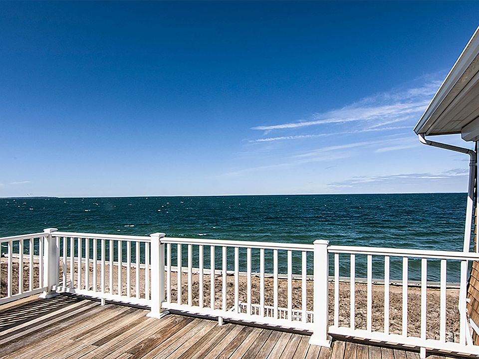 58 Soundview Dr, Montauk, NY 11954 MLS 371867 Zillow