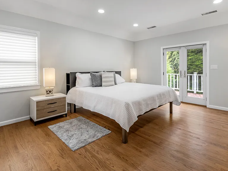 21 Eastway Dr — Photo 19