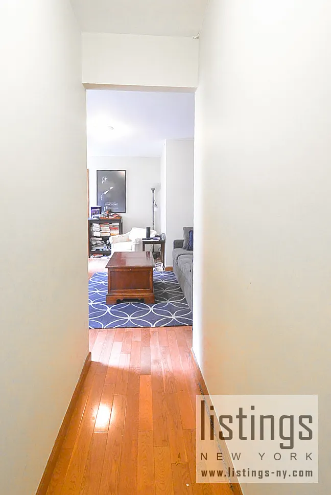 172 East 89th Street — Photo 2