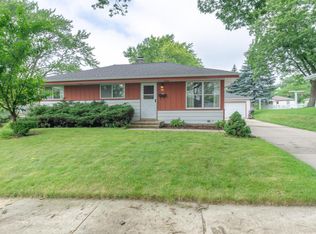 444 Richard St, Waukesha, WI 53189
