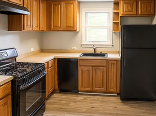 412 Powell St #B, Gloucester City, NJ 08030