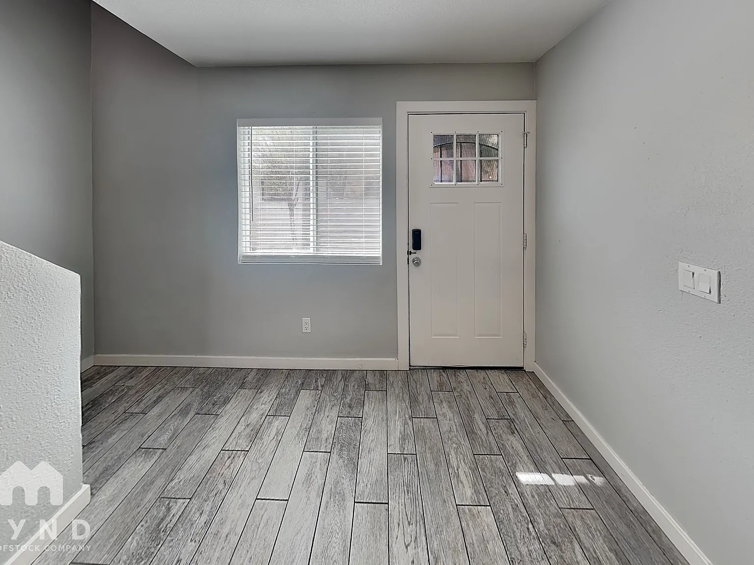 2 bed, 1.0 bath, 750 sqft, $1,250 — Photo 2