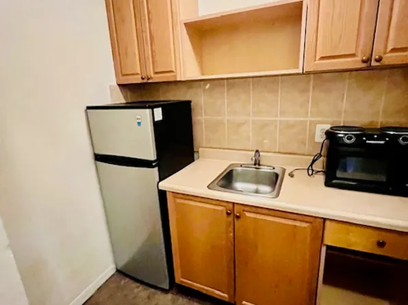 1066 2nd Avenue image 1 of 6